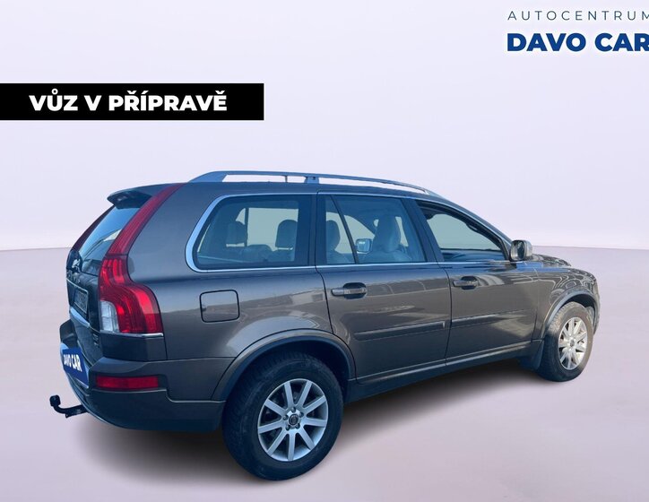 Volvo XC90 SUV / Terénní 2,4 l 147 kw