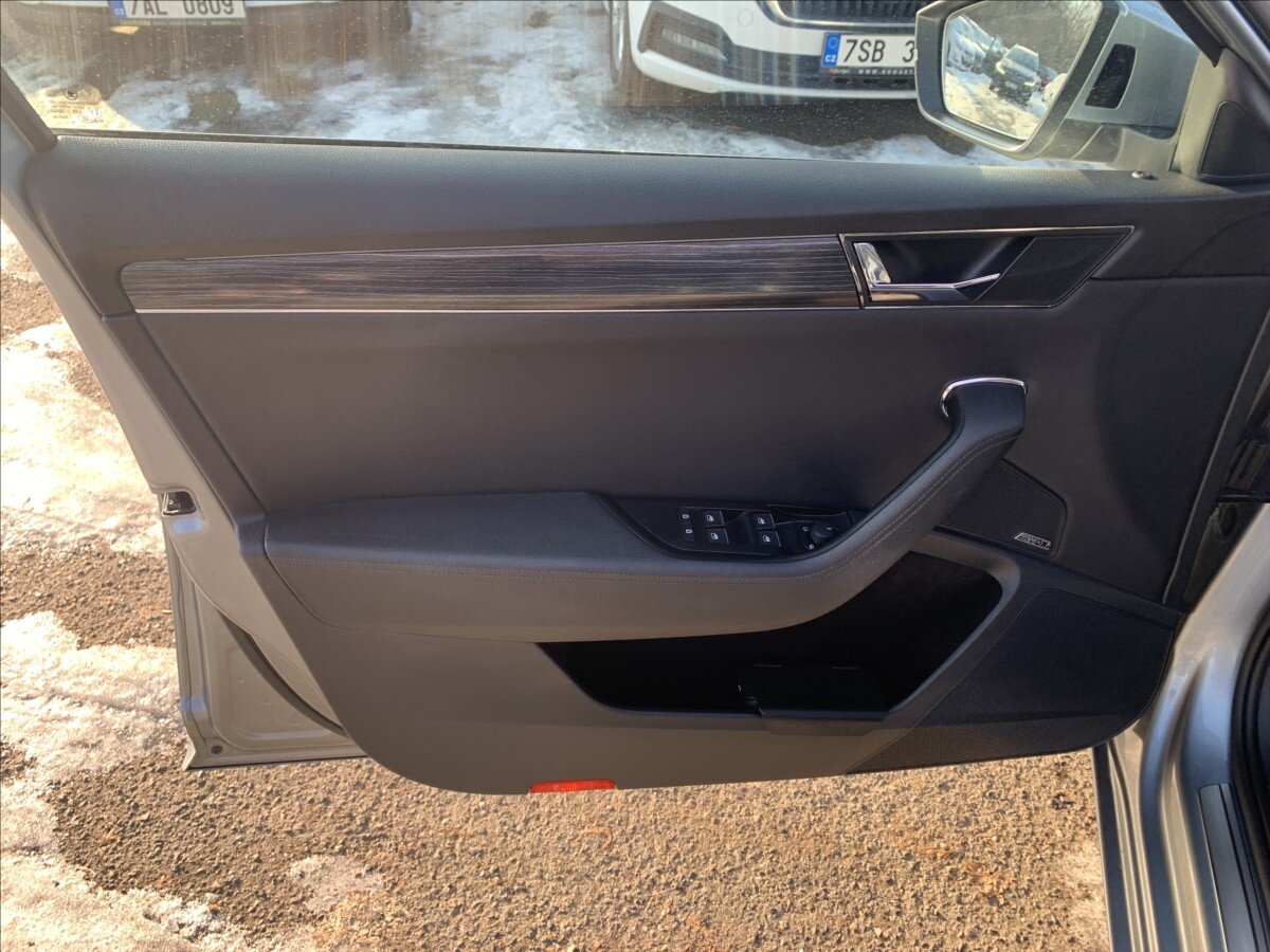 Škoda Superb Kombi 2,0 l 140 kw