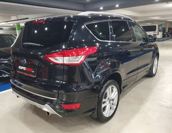 Ford Kuga 4
