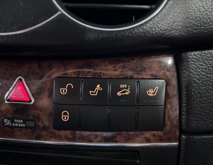 Mercedes-Benz CLK Kabriolet 3,0 l 170 kw