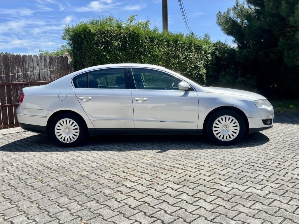 Volkswagen Passat Sedan / Limuzína 2,0 l 110 kw