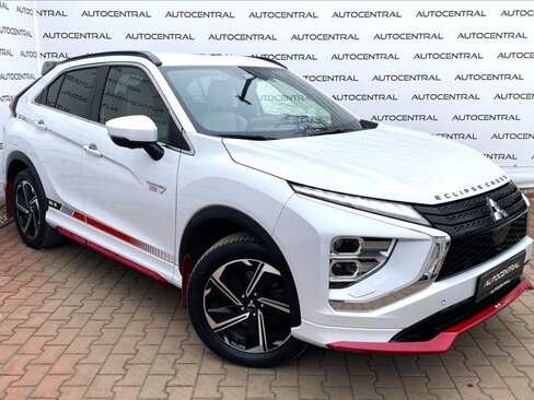 Mitsubishi Eclipse Cross SUV / Terénní 2,4 l 202 kw