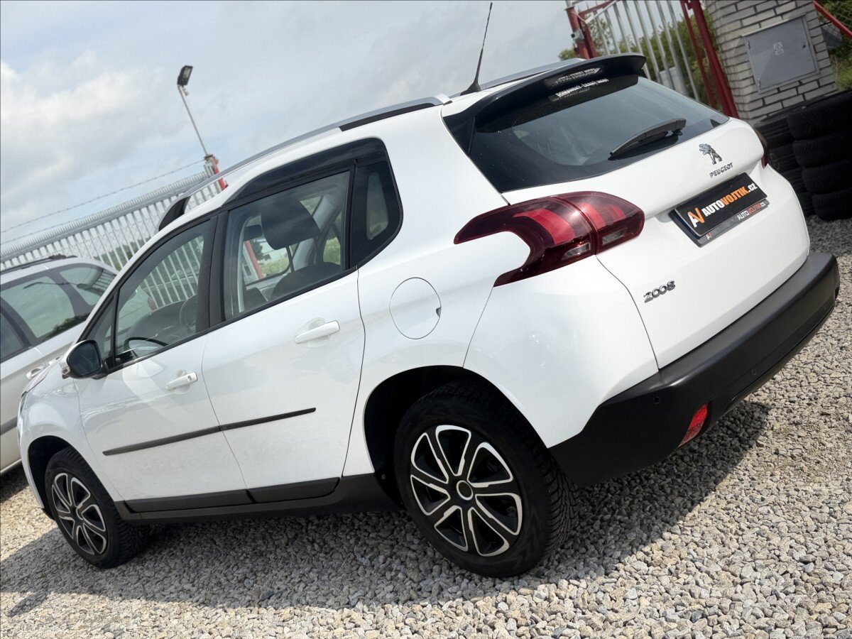 Peugeot 2008 SUV / Terénní 1,2 l 61 kw
