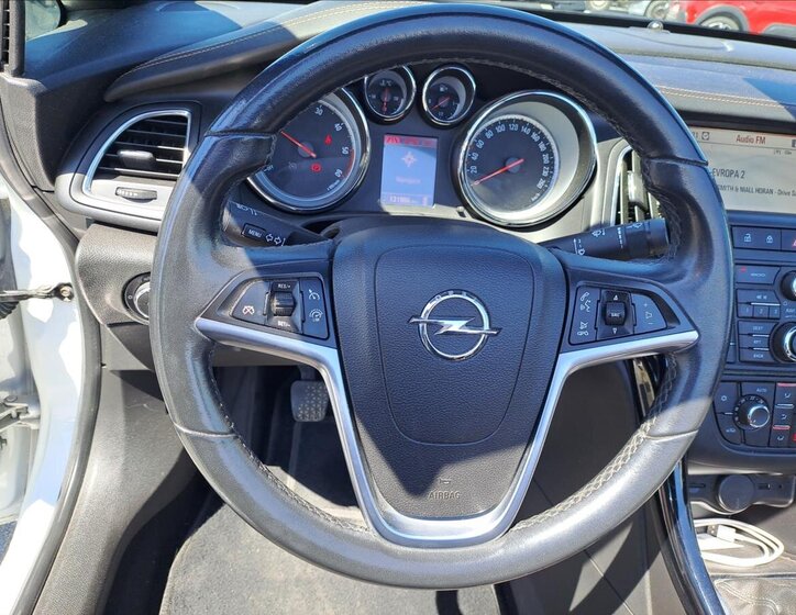 Opel Cascada Kabriolet 2,0 l 121 kw
