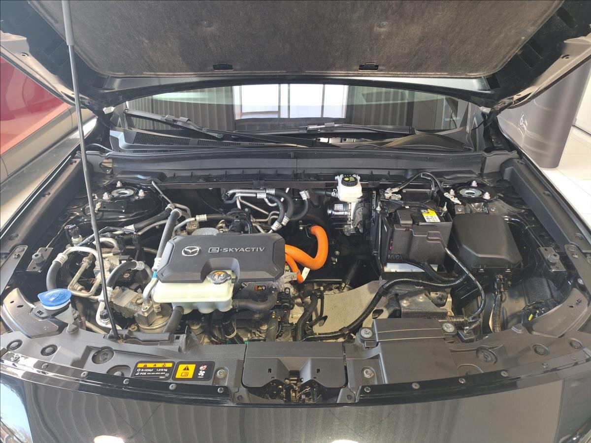 Mazda MX-30 SUV / Terénní 0,0 107 kw