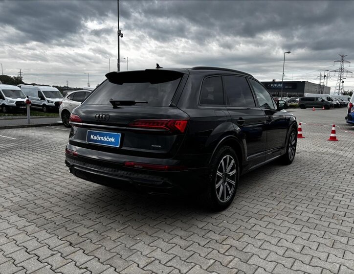 Audi Q7 SUV / Terénní 3,0 l 210 kw