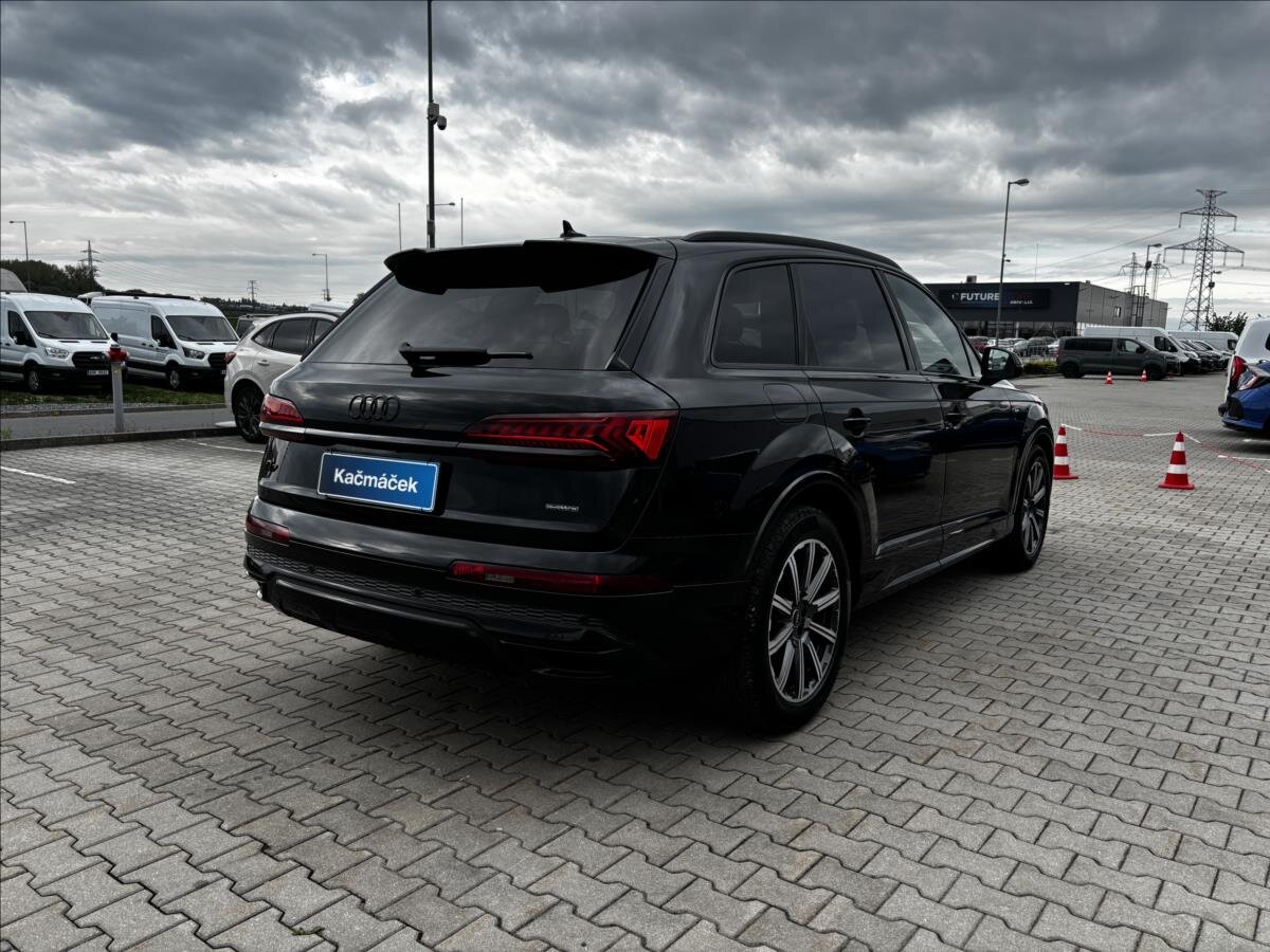 Audi Q7 SUV / Terénní 3,0 l 210 kw