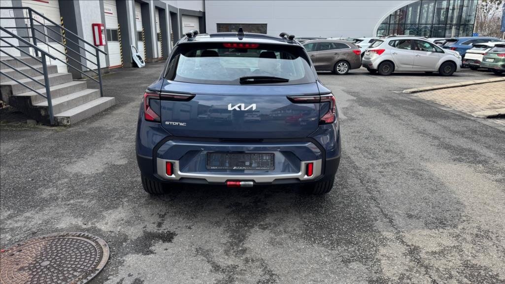 KIA Stonic CUV / Crossover 998,0 74 kw
