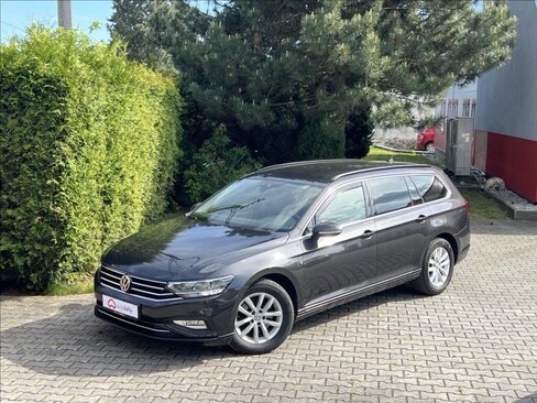 Volkswagen Passat Kombi 2,0 l 110 kw