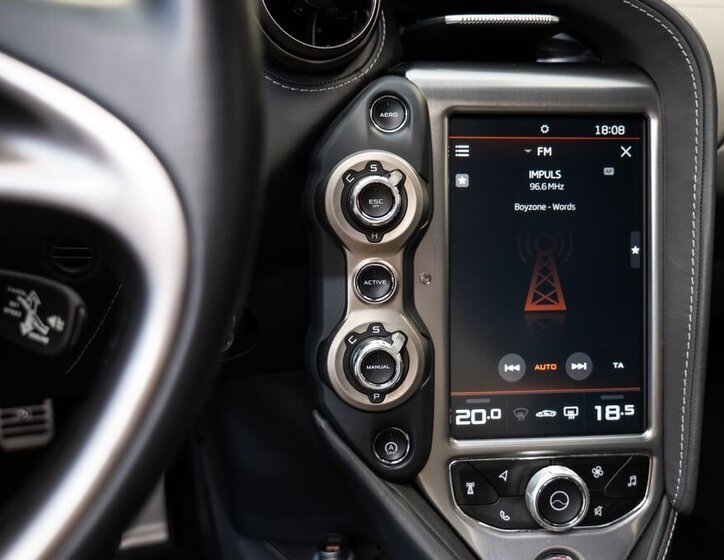 McLaren 720S Kupé 4,0 l 530 kw