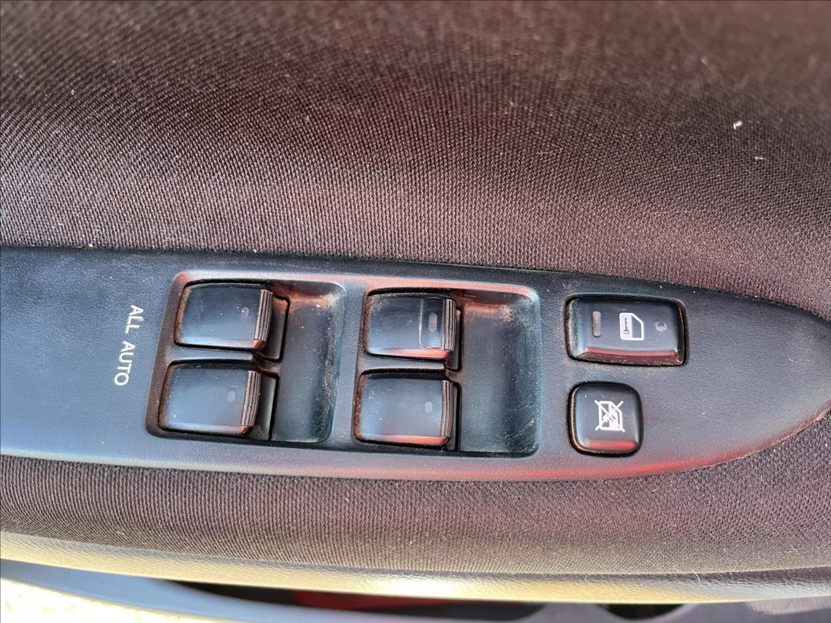 Toyota Avensis Verso