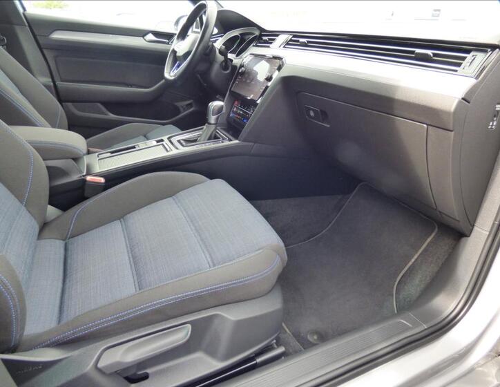 Volkswagen Passat 78