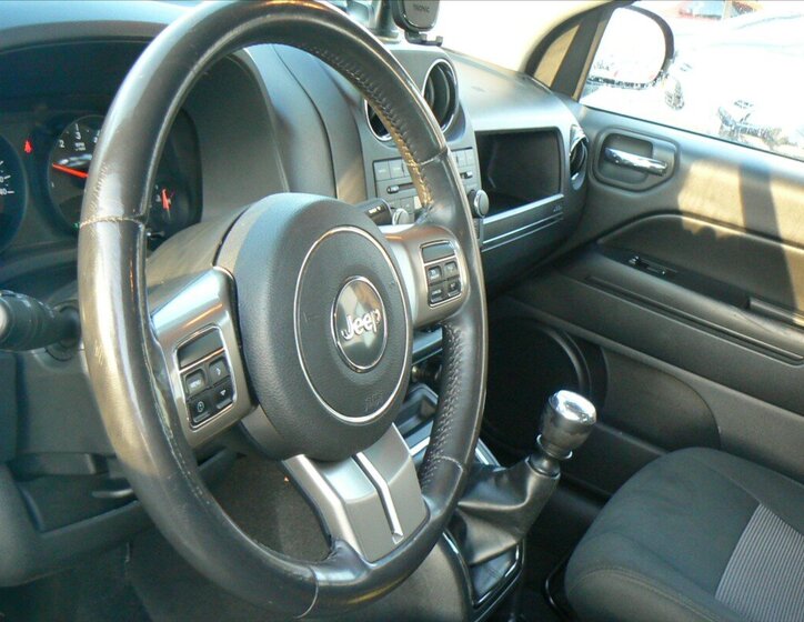 Jeep Compass SUV / Terénní 2,1 l 100 kw