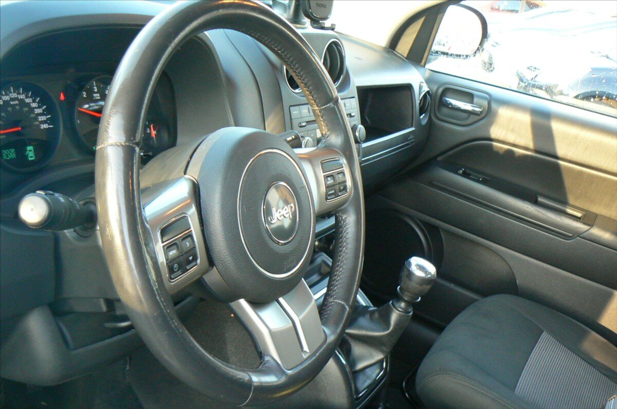 Jeep Compass SUV / Terénní 2,1 l 100 kw