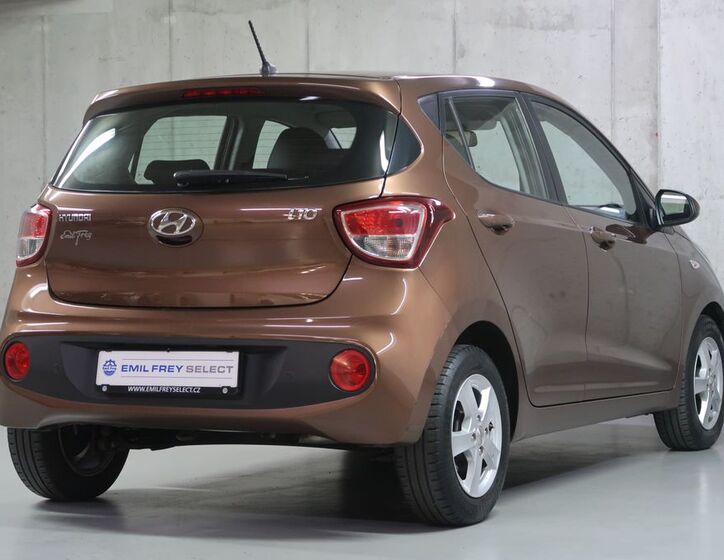 Hyundai i10 5