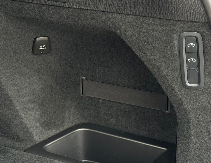 Volvo XC90 SUV / Terénní 2,0 l 184 kw