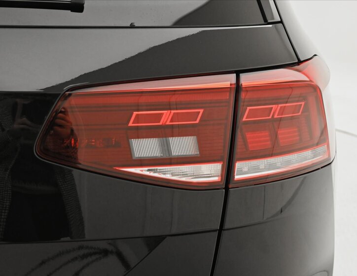 Volkswagen Passat Kombi 2,0 l 110 kw