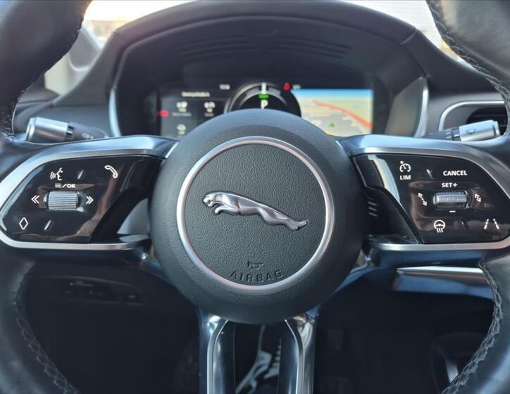 Jaguar I-Pace 15