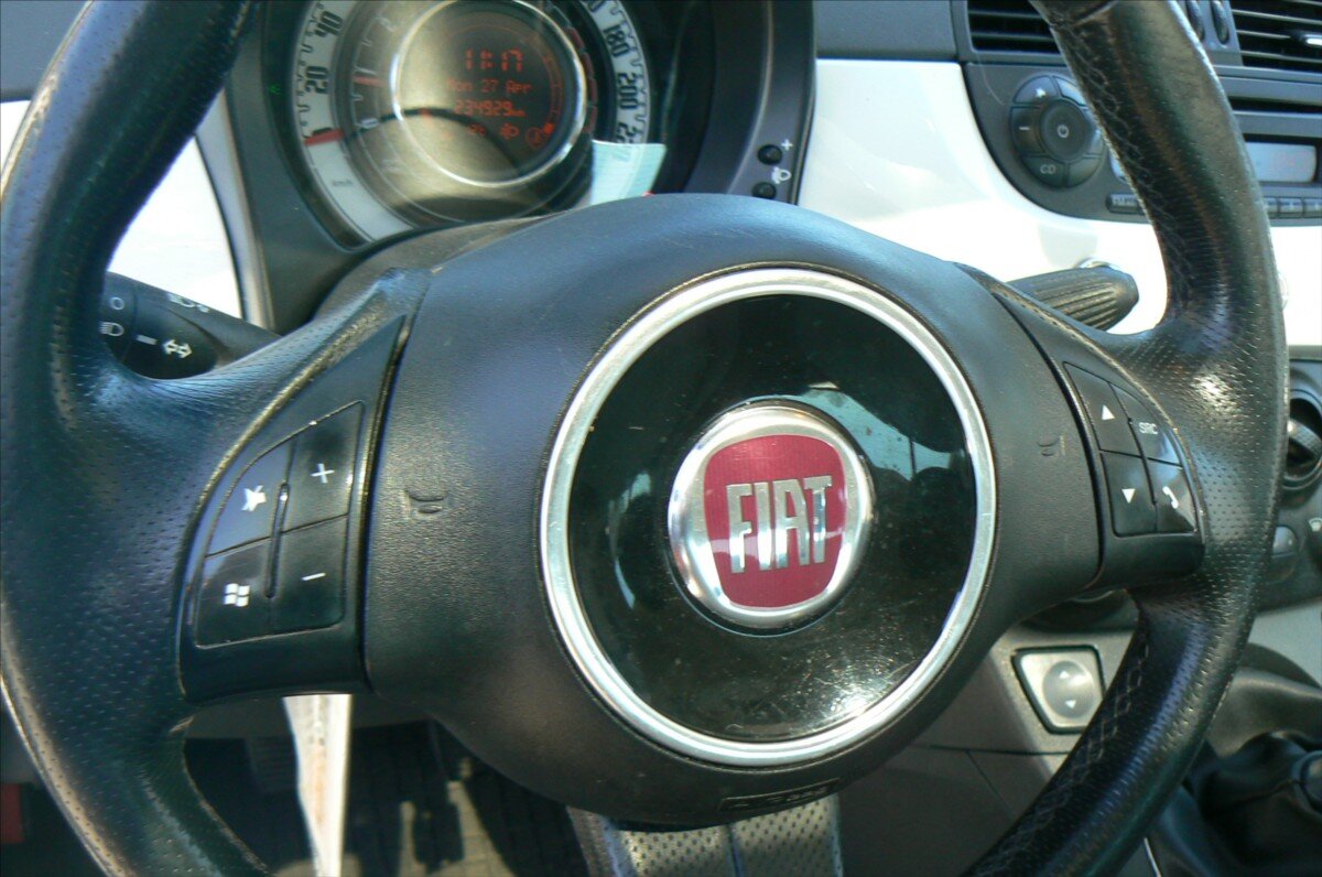 Fiat 500 Hatchback 1,2 l 51 kw
