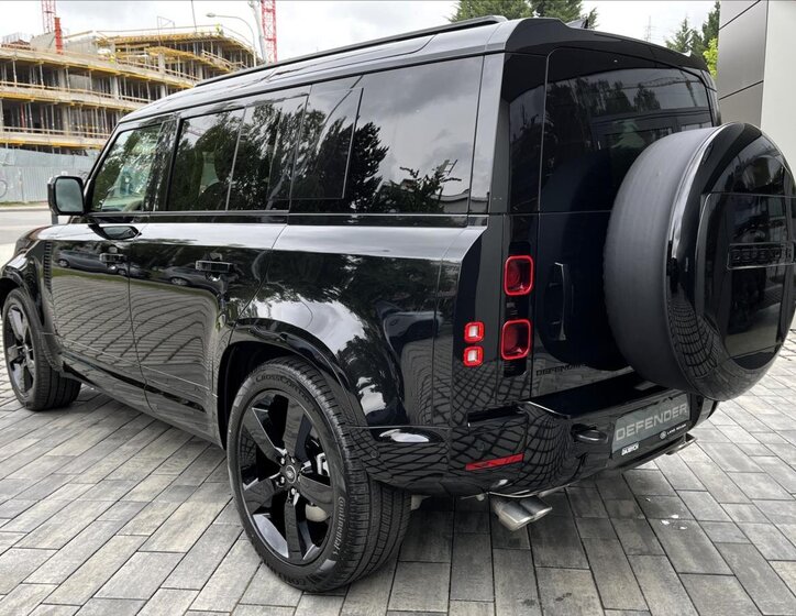 Land Rover Defender SUV / Terénní 5,0 l 313 kw