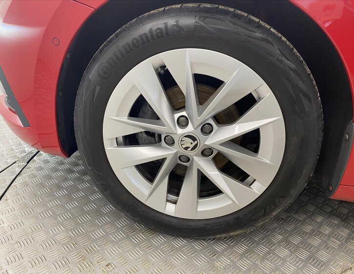 Škoda Octavia Liftback 2,0 l 85 kw