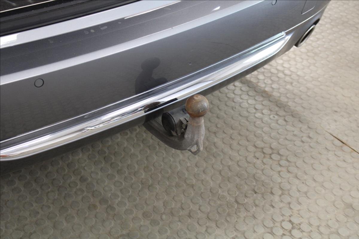 BMW Řada 5 Kombi 2,0 l 140 kw