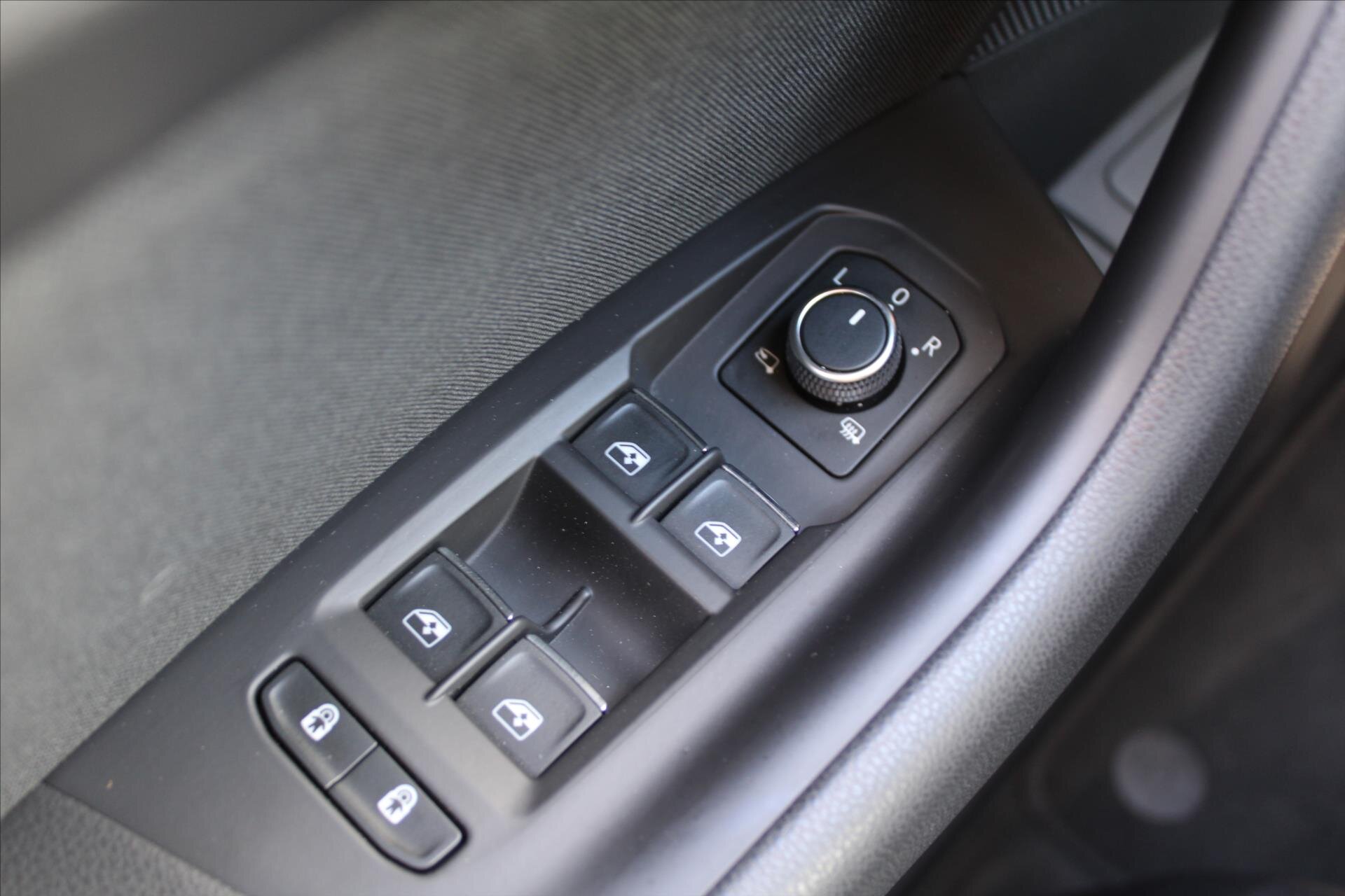 Volkswagen Touareg SUV / Terénní 3,0 l 170 kw