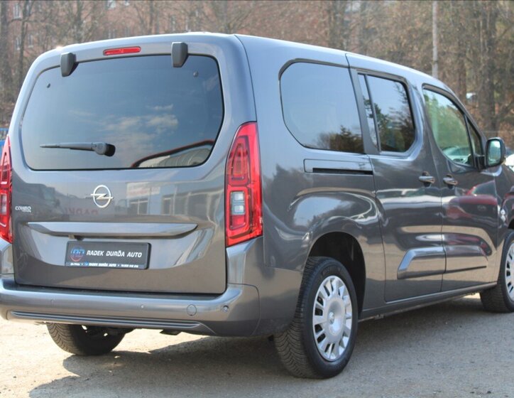 Opel Combo MPV 1,2 l 81 kw
