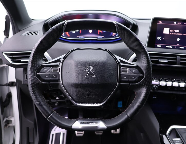 Peugeot 3008 SUV 2,0 l 110 kw