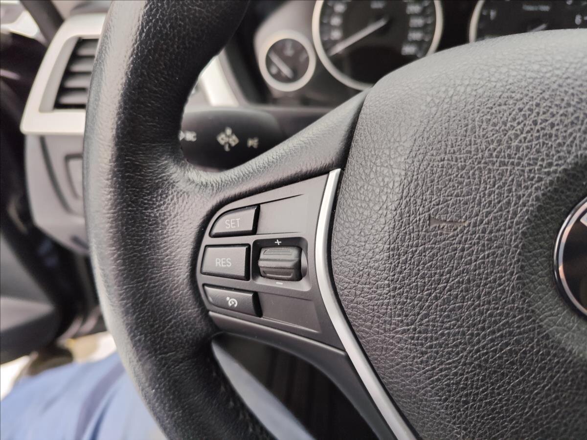 BMW Řada 3 Kombi 2,0 l 180 kw