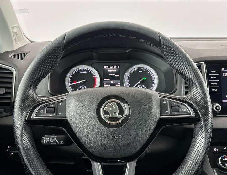 Škoda Karoq SUV / Terénní 1,5 l 110 kw