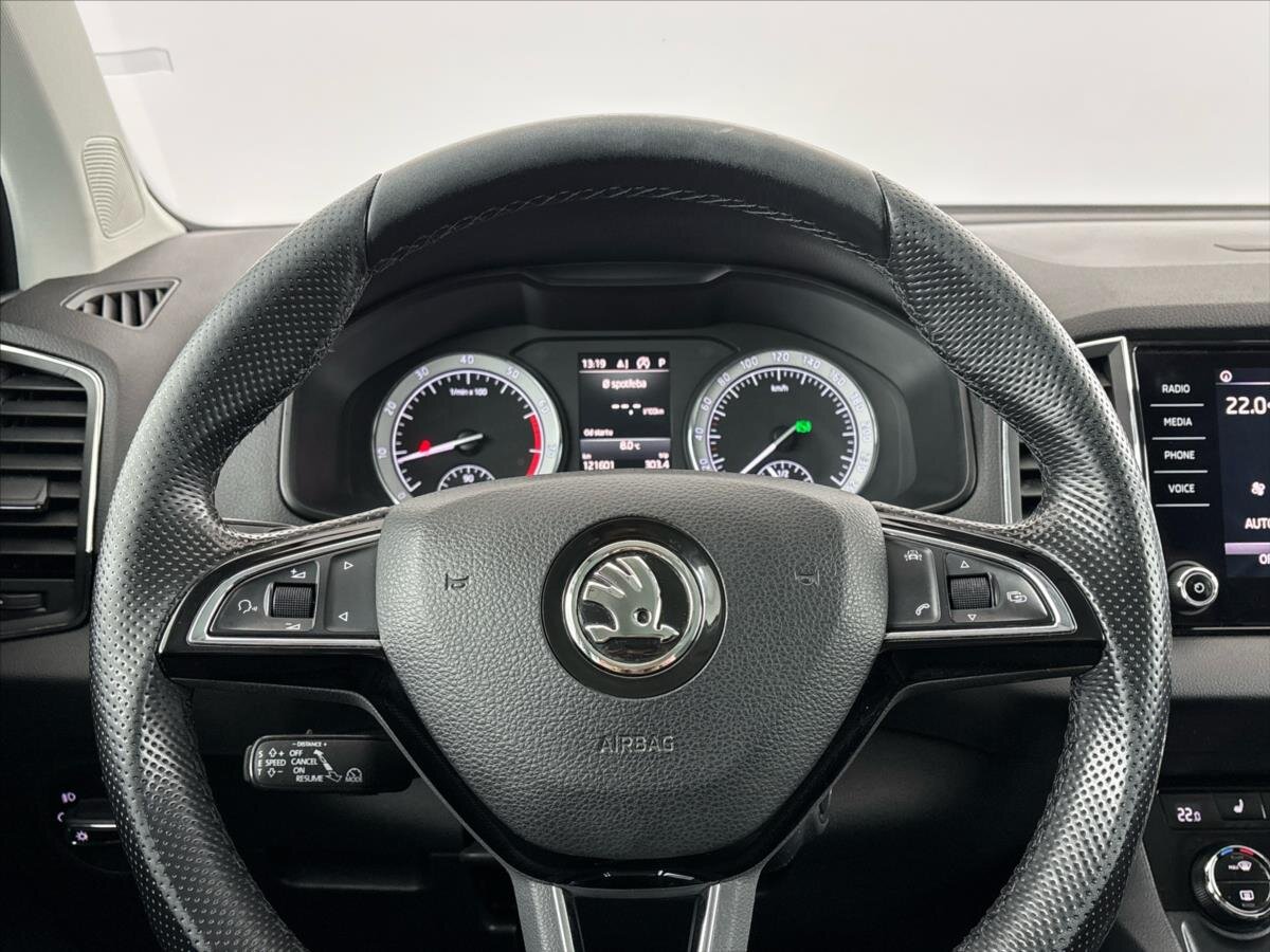 Škoda Karoq SUV / Terénní 1,5 l 110 kw