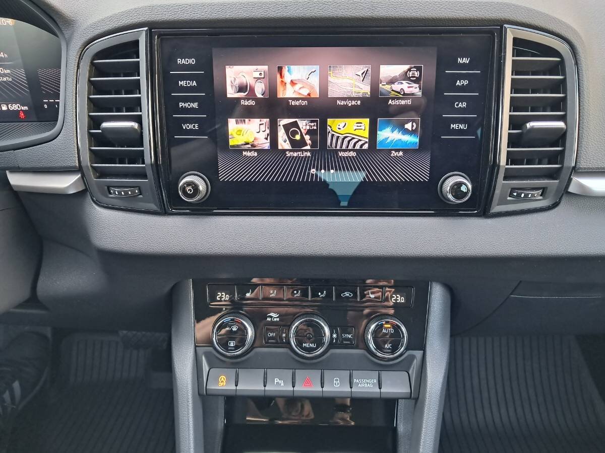 Škoda Karoq SUV / Terénní 1,5 l 110 kw