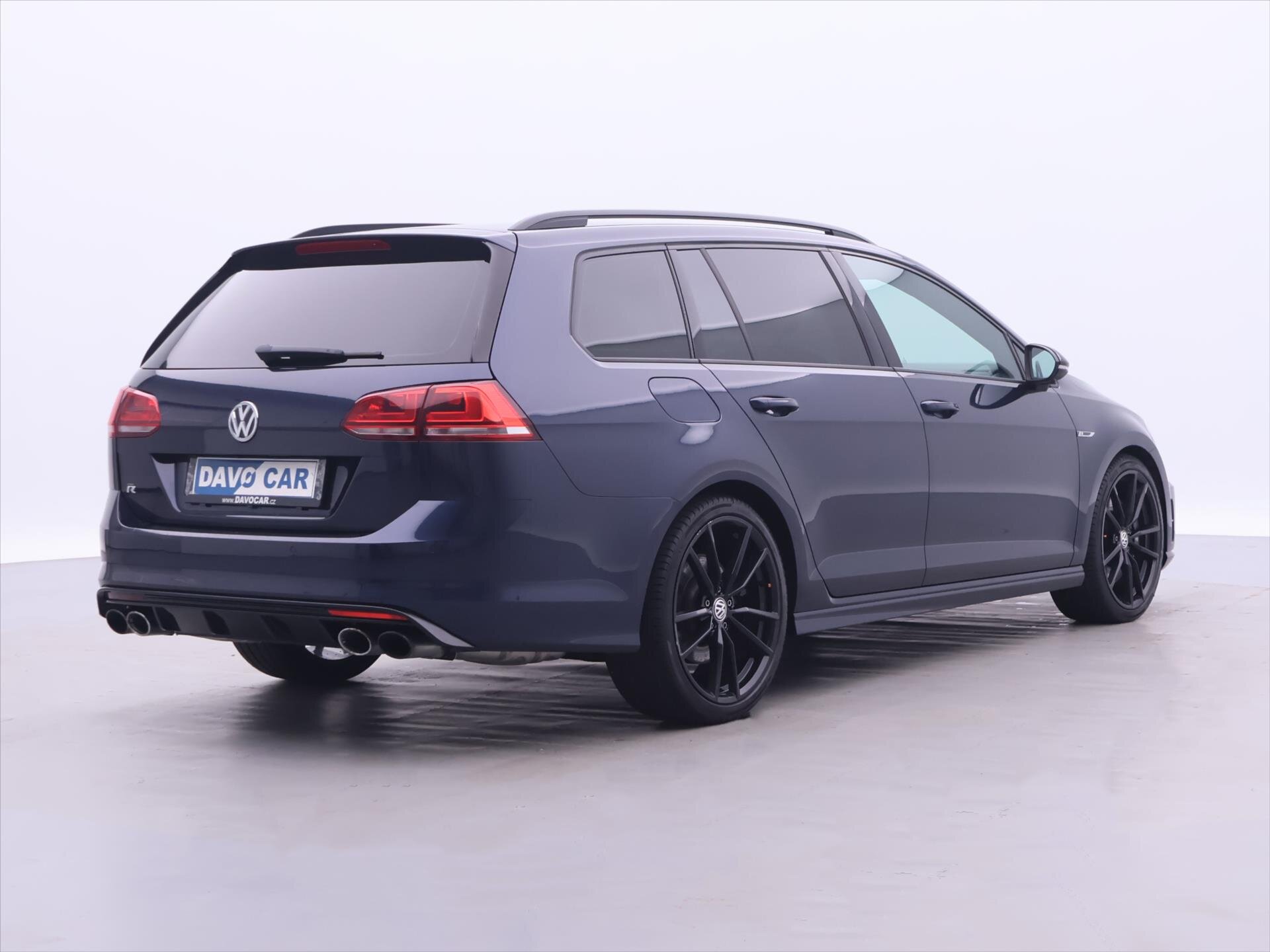 Volkswagen Golf Kombi 2,0 l 221 kw