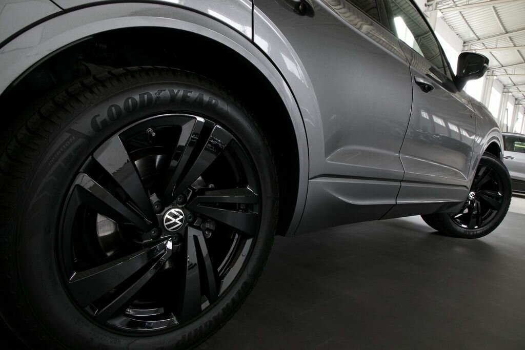 Volkswagen Touareg SUV / Terénní 3,0 l 210 kw