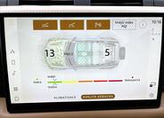 Land Rover Defender 23