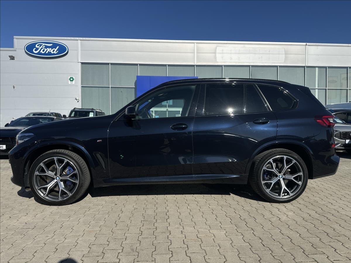 BMW X5 SUV 3,0 l 210 kw