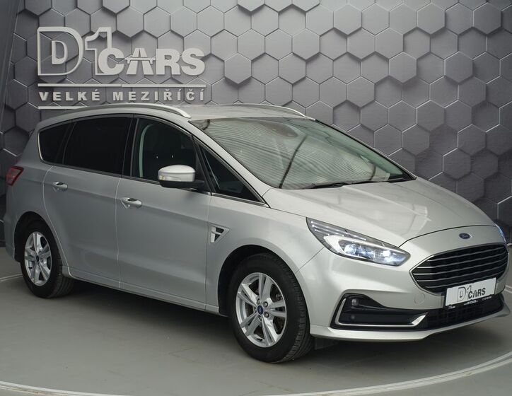Ford S-MAX 6