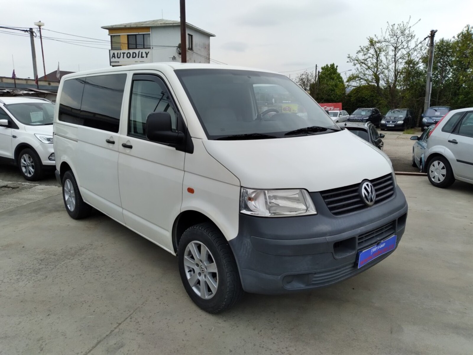 Volkswagen Transporter 1