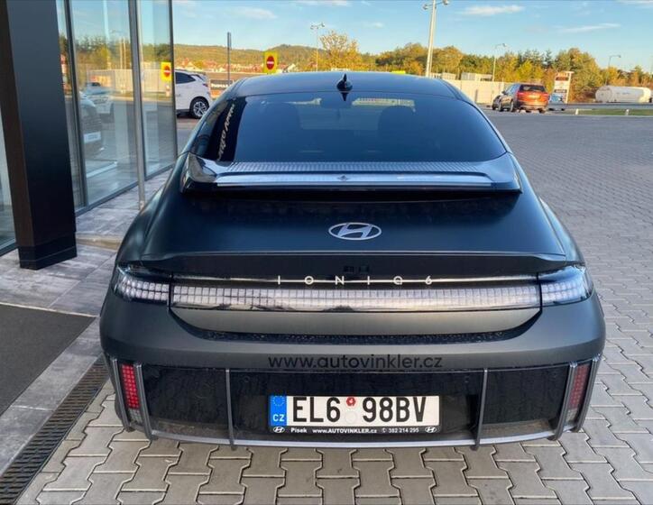 Hyundai Ioniq 6 4
