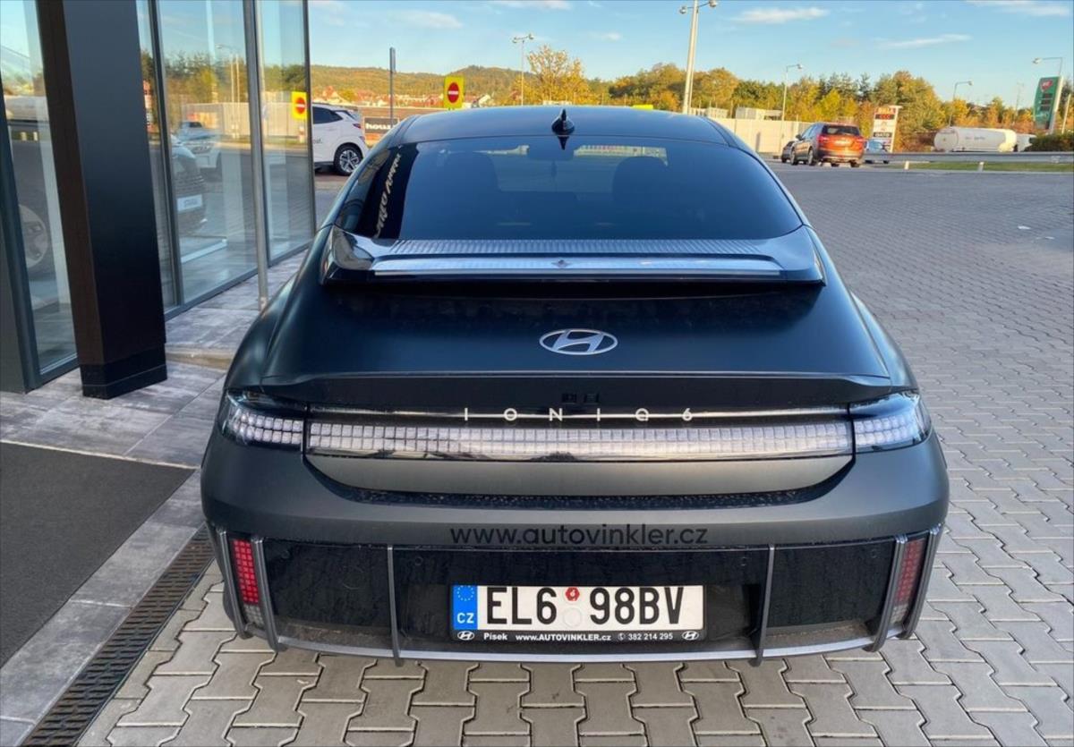 Hyundai Ioniq 6