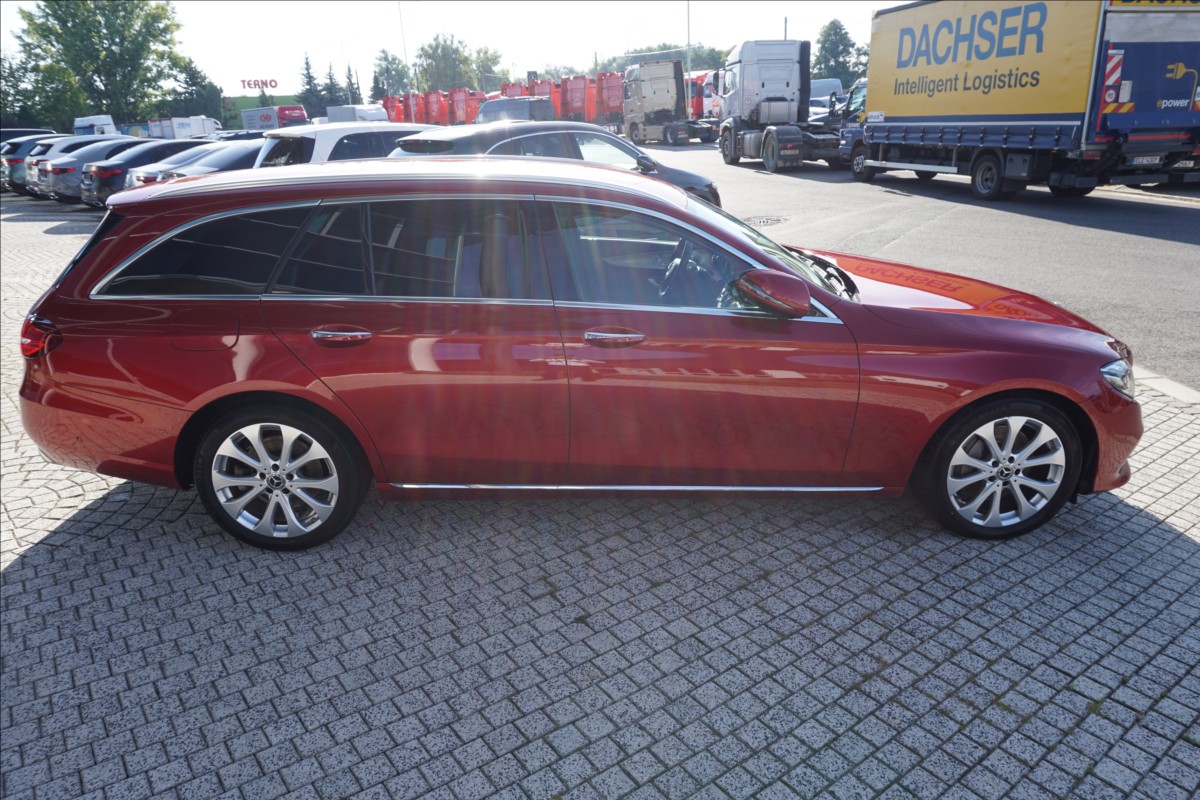 Mercedes-Benz Třídy E