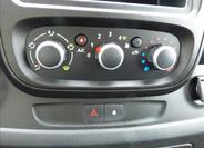 Renault Trafic 16