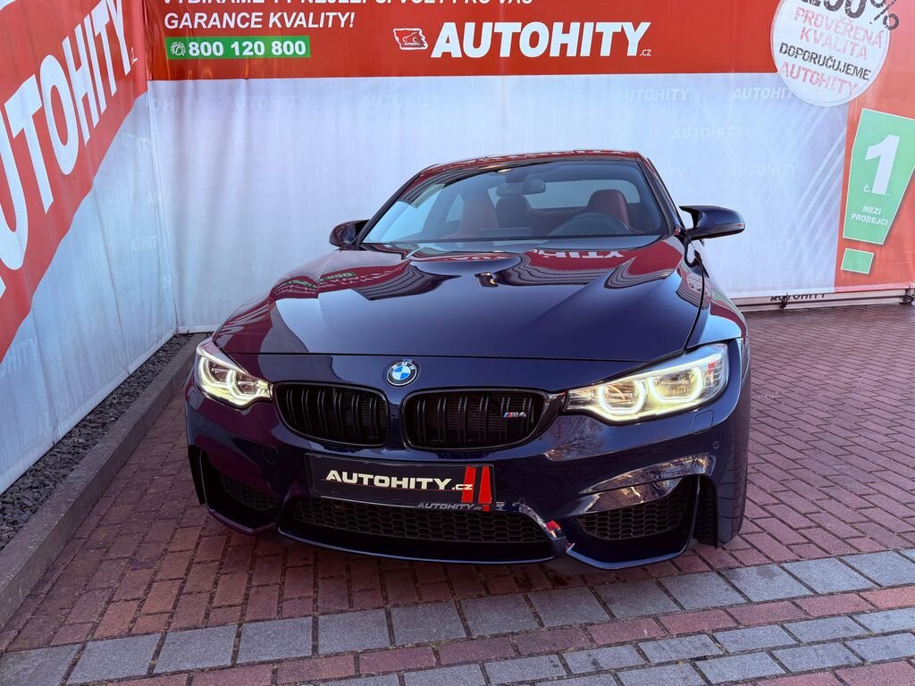 BMW M4 Kupé 3,0 l 317 kw