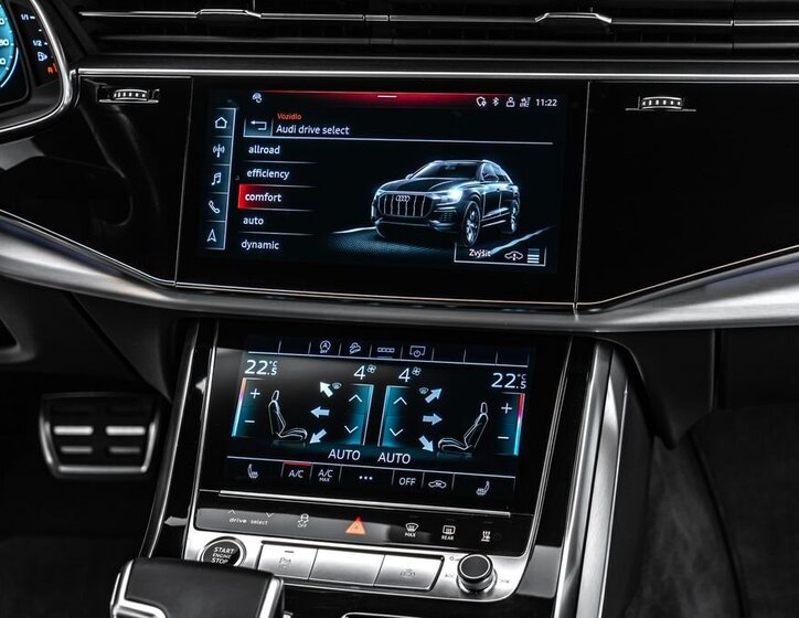 Audi Q8 SUV / Terénní 3,0 l 210 kw