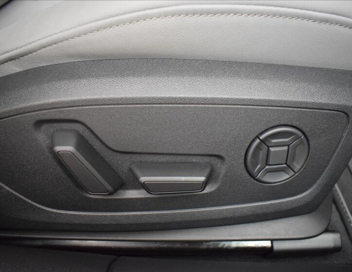 Audi S6 Kombi 3,0 l 253 kw