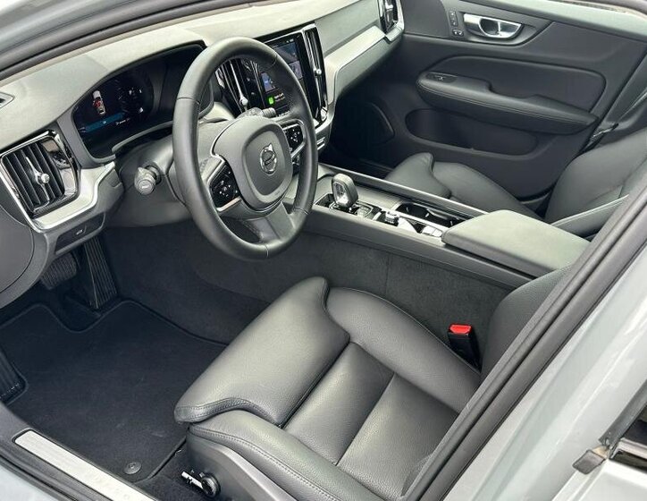 Volvo V60 Kombi 2,0 l 145 kw