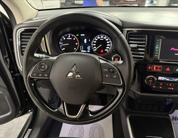 Mitsubishi Outlander 8