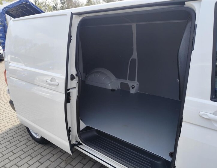 Volkswagen Transporter Ostatní 2,0 l 84 kw
