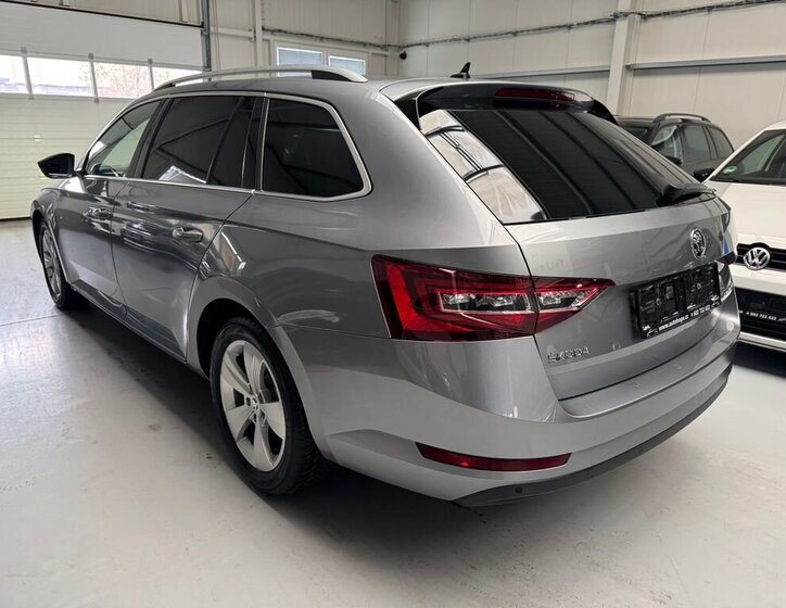 Škoda Superb Kombi 2,0 l 140 kw